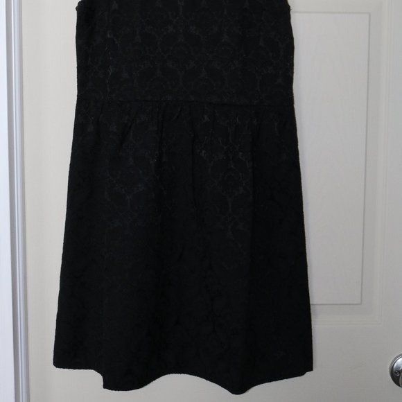 Short Black Suzy Shier Lace/Pearl Dress - Picture 6 of 8